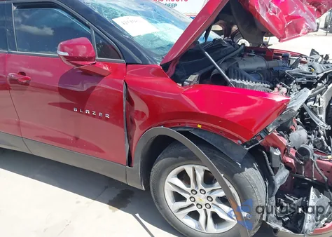 2022 Chevrolet Blazer Fwd 2Lt from USA, damaged, VIN 3GNKBCR49NS131283